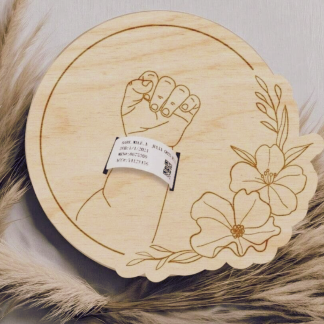 Houten bewaarbordje voor ziekenhuis polsbandje