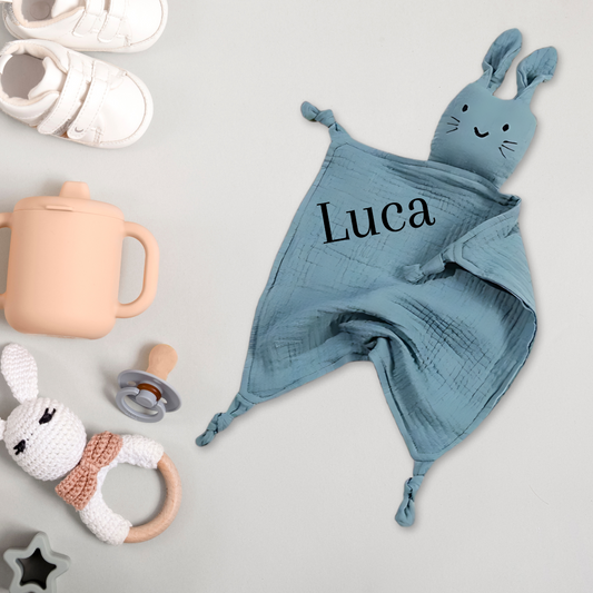 Blauwe knuffeldoek konijn gepersonaliseerd